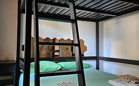 Villa a schiera raffinata con giardino